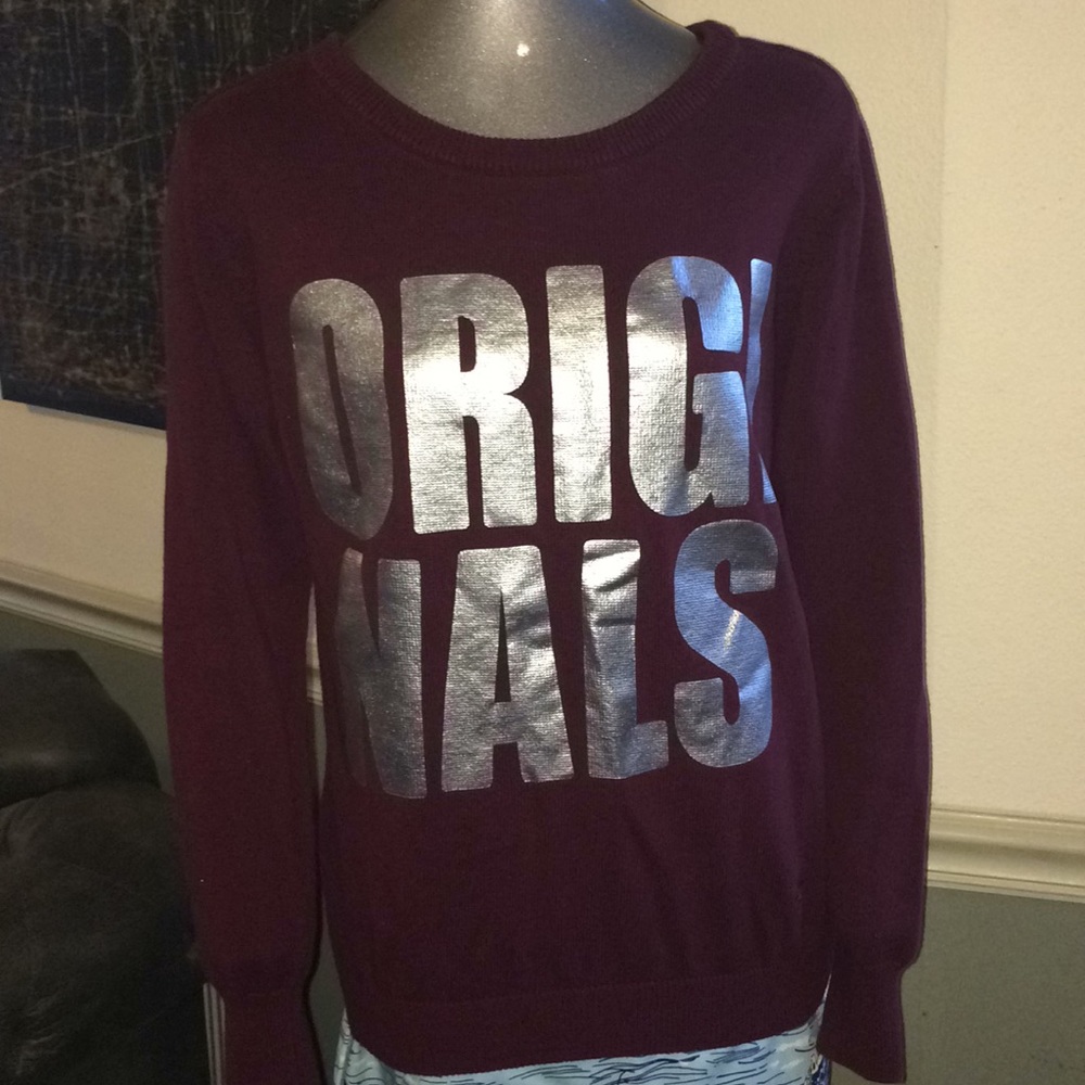 Adidas ⭐️1 OF A KIND⭐️ Sample Oversized Sweater